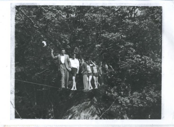 Crossing the Roy 1950 ?