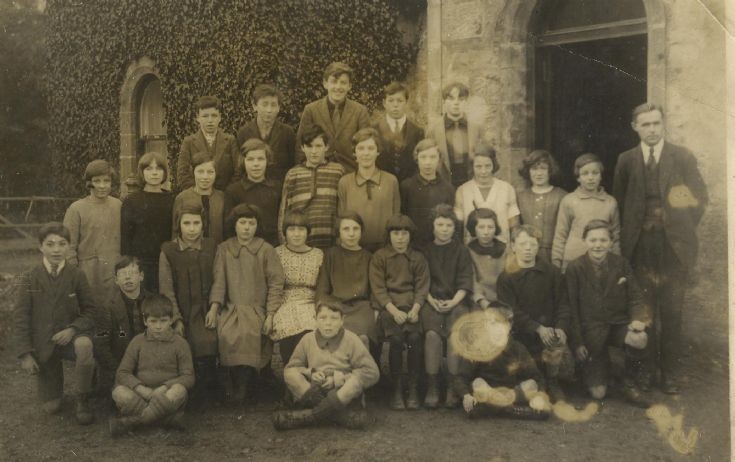 Roybridge Primary School 1919 ?