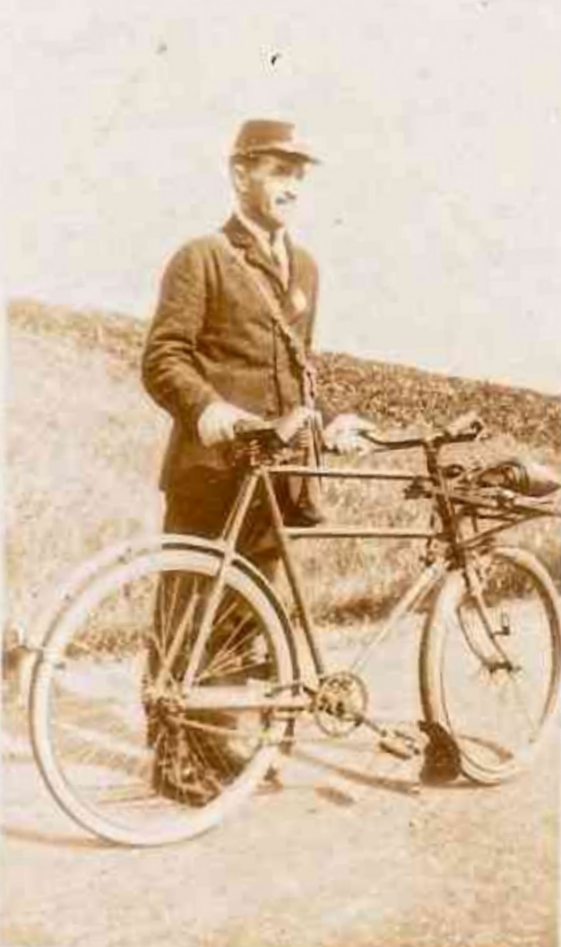 John ( The Post ) MacDonald ? 1920 ?