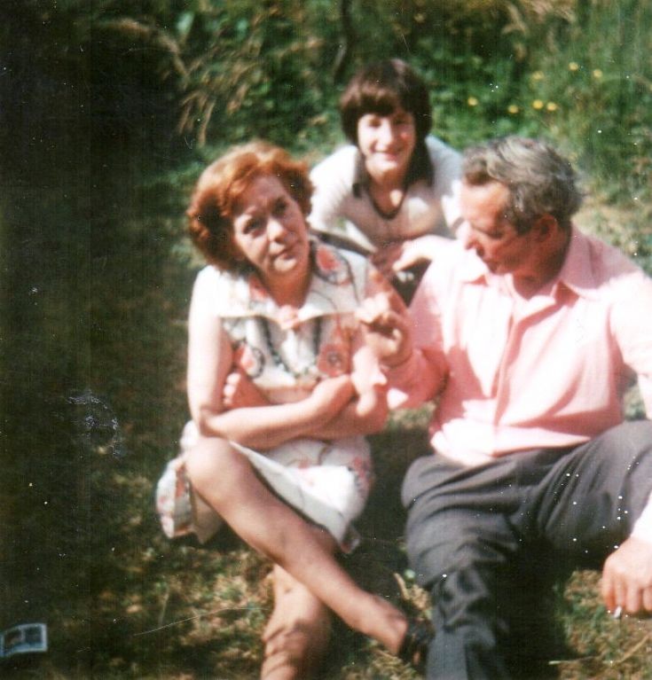 Bochan, Flossie and Peter Gow 1975