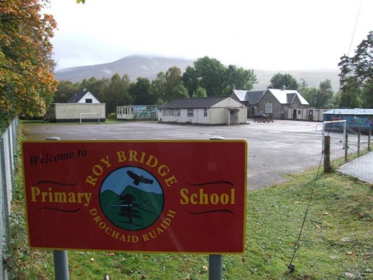 School & Sign
