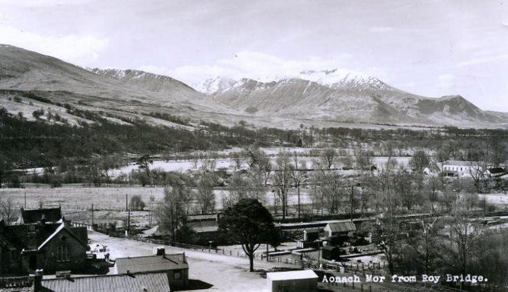 Looking towards School & Station