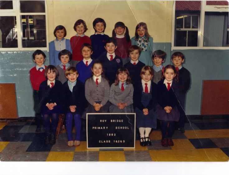 Roybridge School Pupils 1982